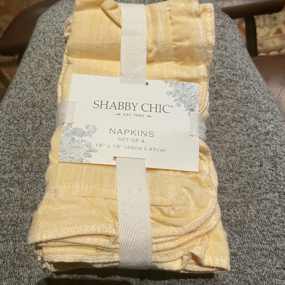 NW SHABBY CHIC RACHEL ASHWELL YELLOW COTTON NAPKINS SET OF 4